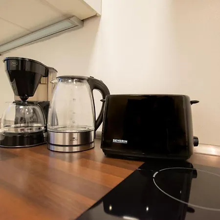 Tolstov - 1 Or 3 - 20 Min Messe Dus And Old Town Dus * Düsseldorf