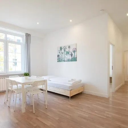 Apartment Raj Living - 1 Or 3 - 20 Min Messe Dus And Old Town Dus Dusseldorf