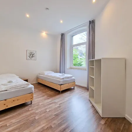 Apartment Raj Living - 1 Or 3 - 20 Min Messe Dus And Old Town Dus