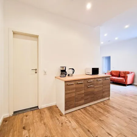 Apartment Raj Living - 1 Or 3 - 20 Min Messe Dus And Old Town Dus Dusseldorf